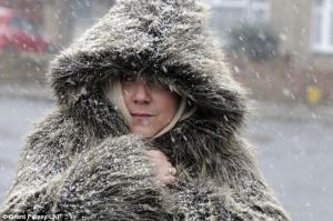 article-2303959-1915F857000005DC-297_634x421